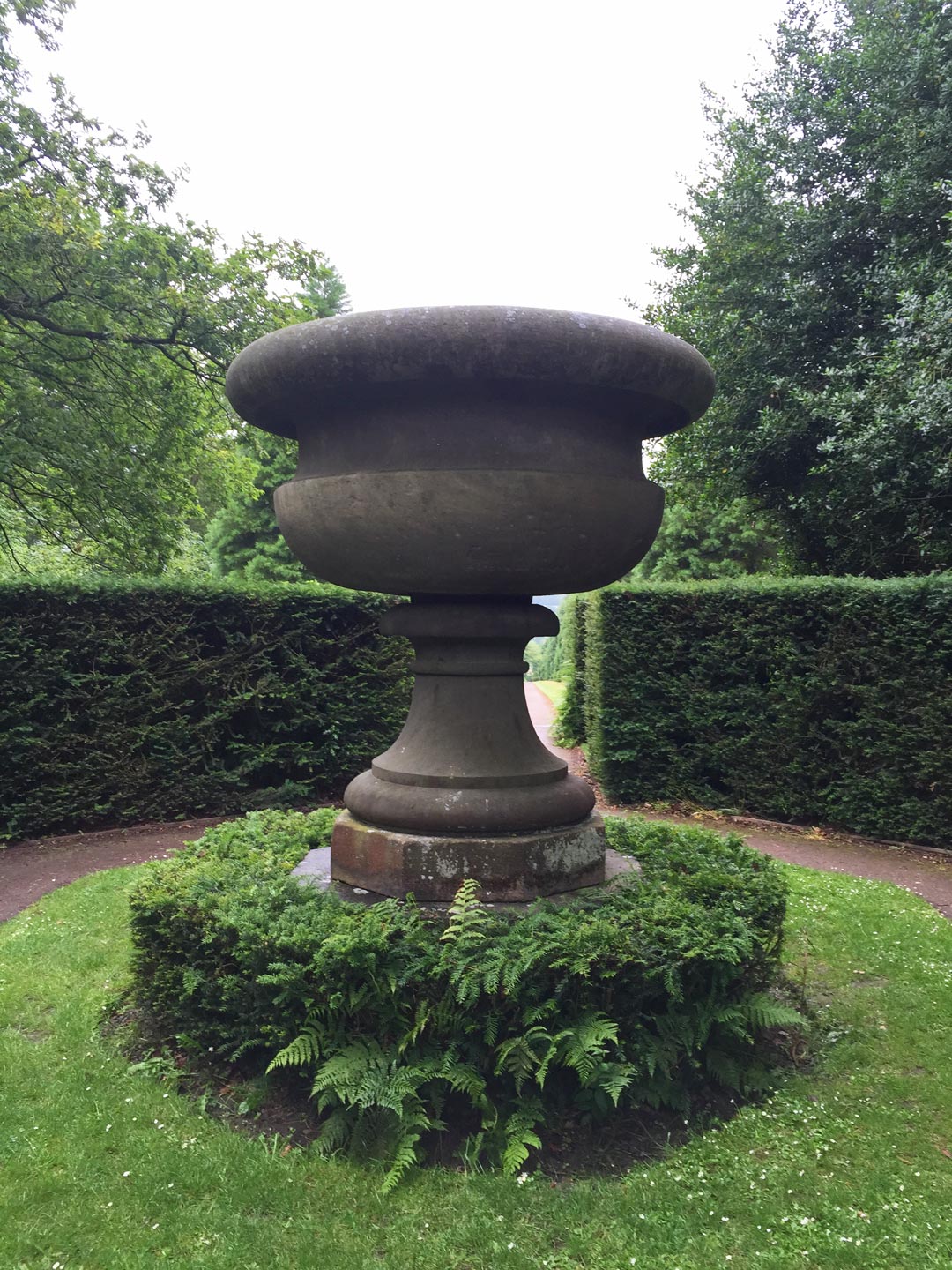  Pot. Urn. Garden. Garden Maintenance 