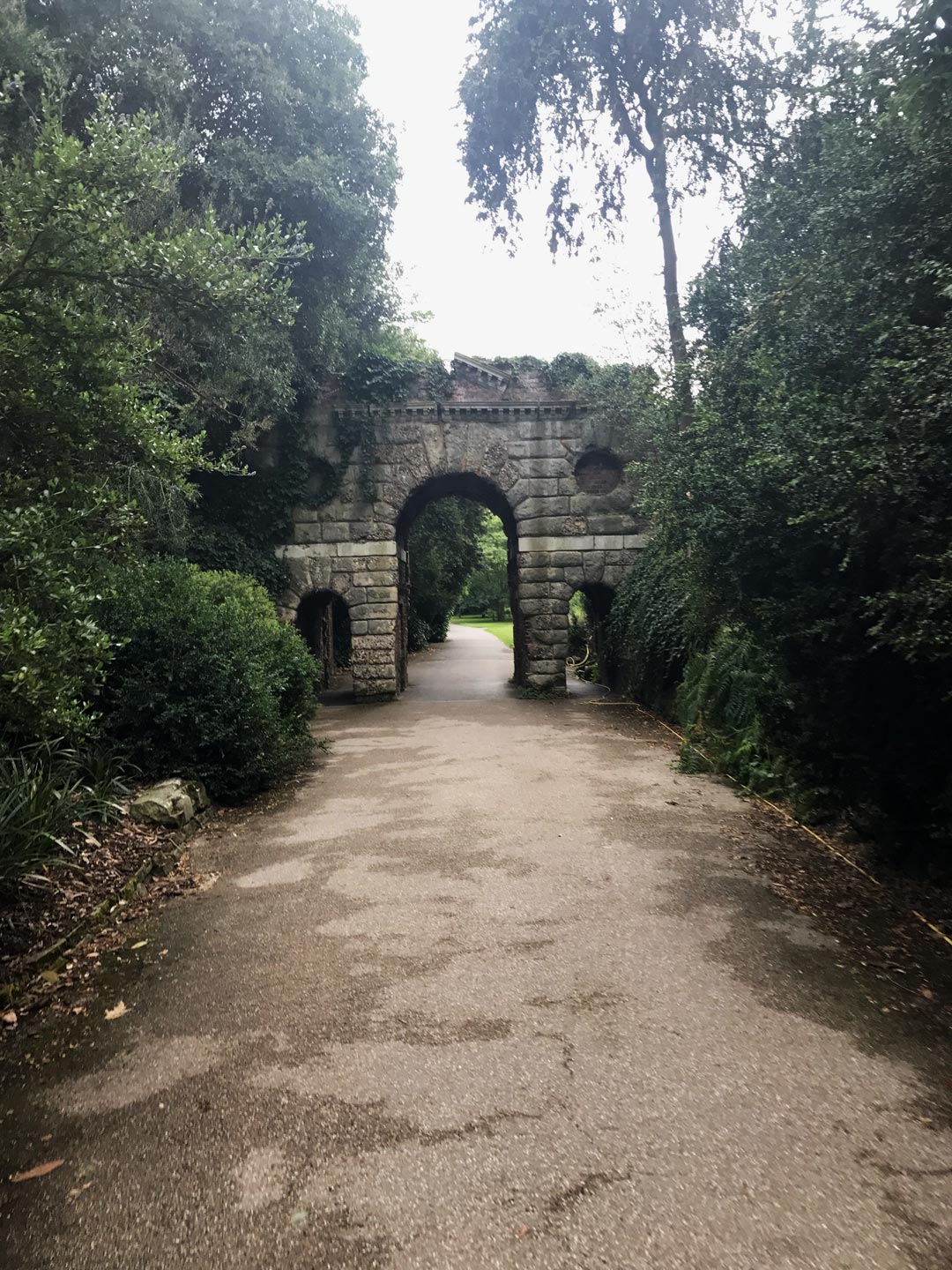  . Sculpture  . Garden. Garden Maintenance 
